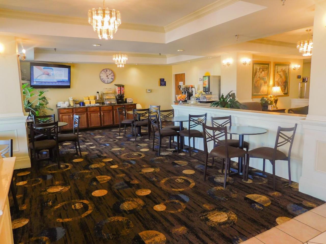 Days Inn & Suites By Wyndham Pocahontas Kültér fotó