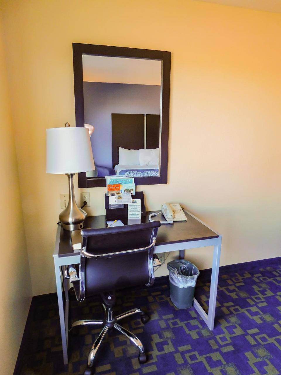 Days Inn & Suites By Wyndham Pocahontas Kültér fotó