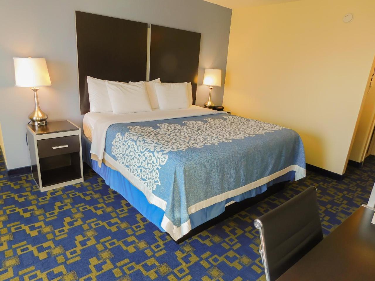 Days Inn & Suites By Wyndham Pocahontas Kültér fotó